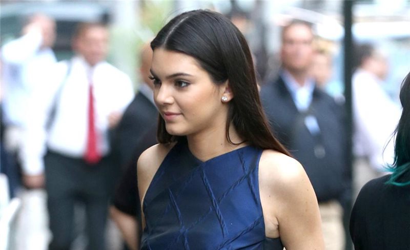 Kendall Jenner, de Camilla and Marc