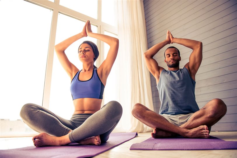 5 razones por las que todo hombre debería practicar yoga