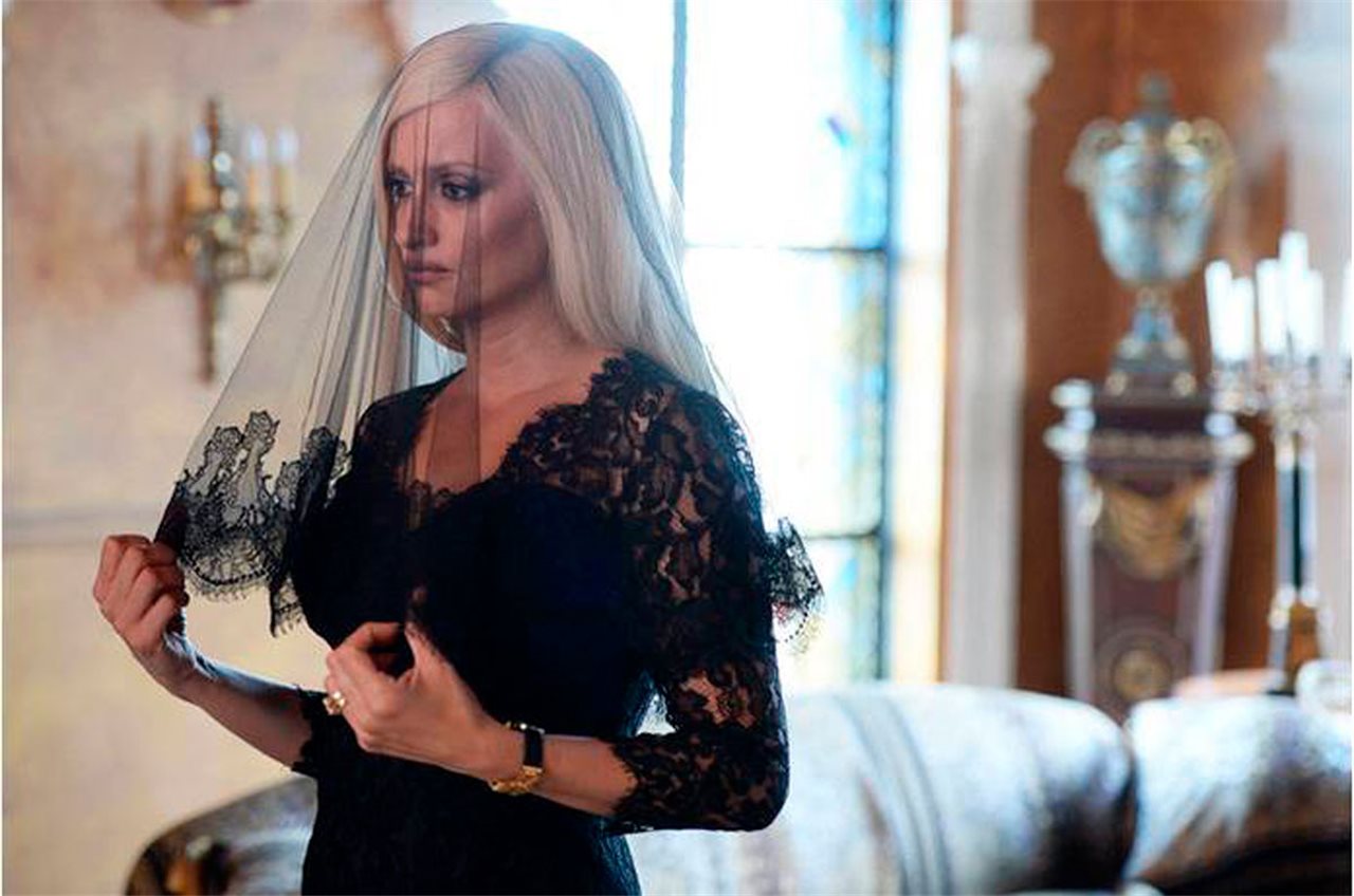De dónde procede el vestuario de 'El asesinato de Gianni Versace'