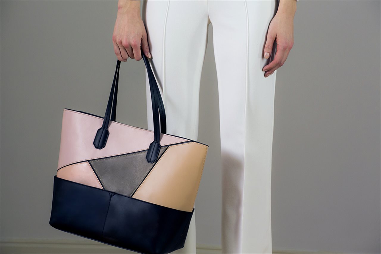 The Gallery Bag
