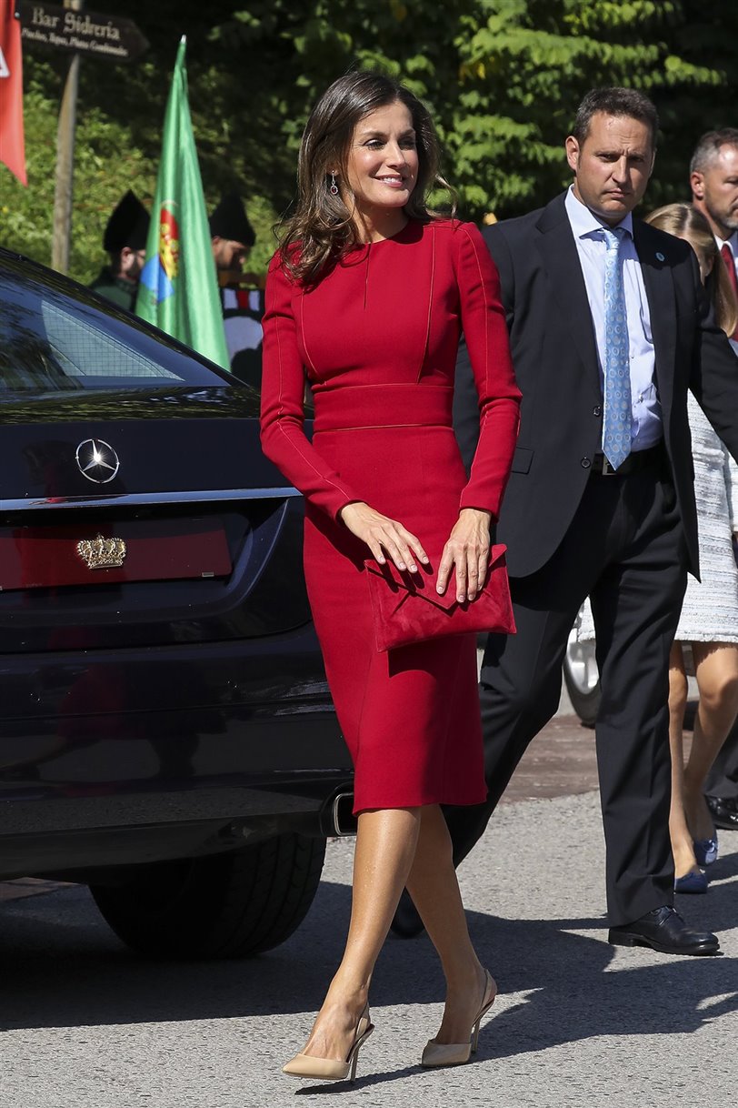 vestido rojo letizia