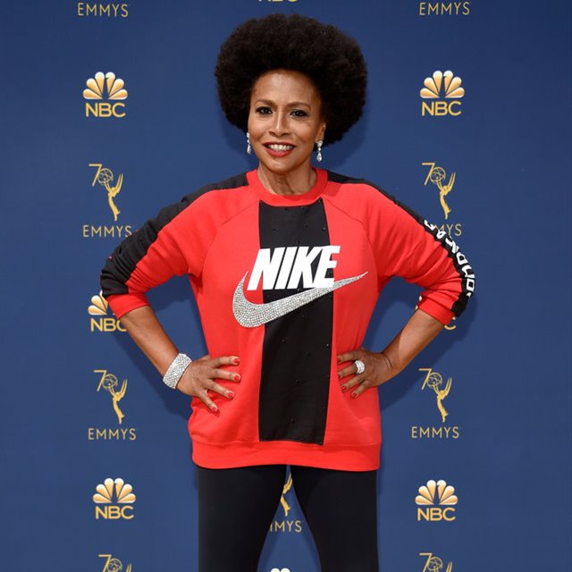 Sabemos por qué una actriz ha ido a la alfombra roja de los Emmy en chándal