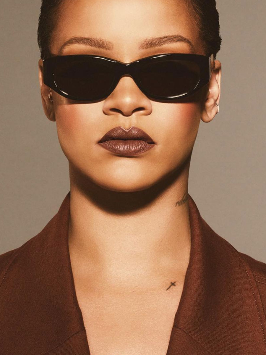 Rihanna dará una clase de maquillaje Dubai con su Beaut