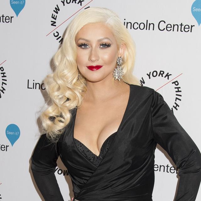 Christina Aguilera pide cantar en un bar, pero no le dejaron al no reconocerla