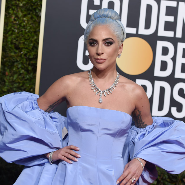 Lady Gaga se viste de Cenicienta para los Globos de Oro 2019