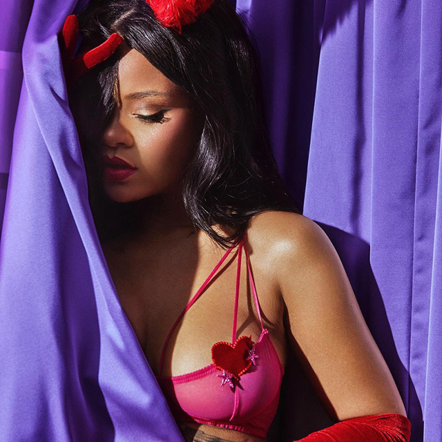 Rihanna te quiere enamorar con su línea de lencería por San Valentín