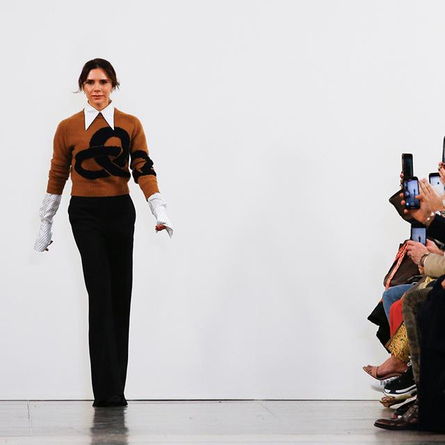 Victoria Beckham y sus 'working girls' en la Semana de la Moda de Londres