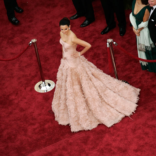 Penélope Cruz nunca está más guapa que en la alfombra roja de los Oscar