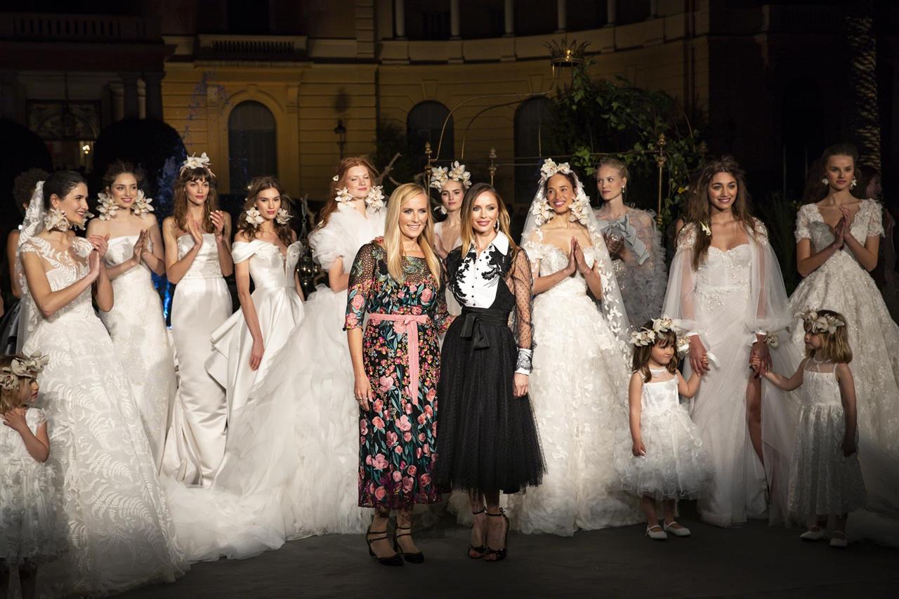 Las diseñadoras de Marchesa tras su desfile en la Barcelona Bridal Week