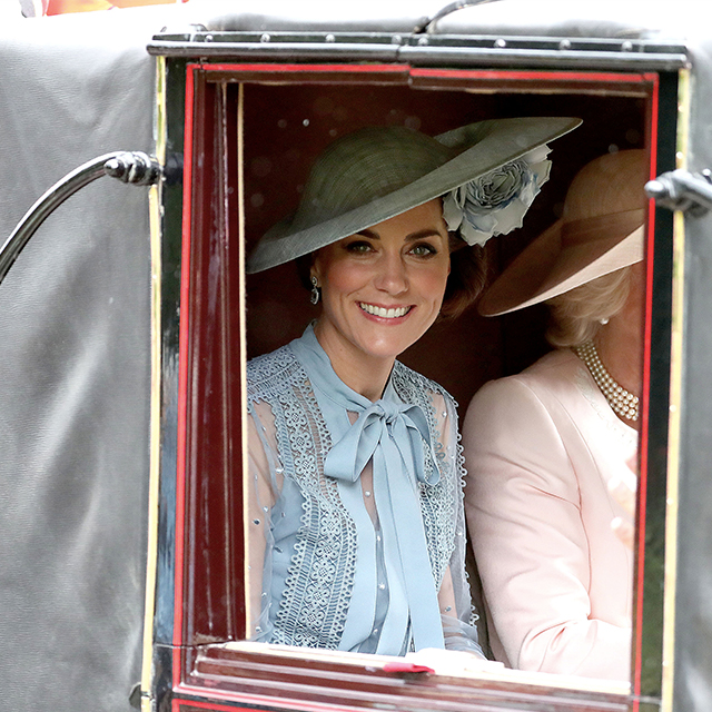 Kate Middleton y el look de invitada que aúna todas las tendencias de la temporada