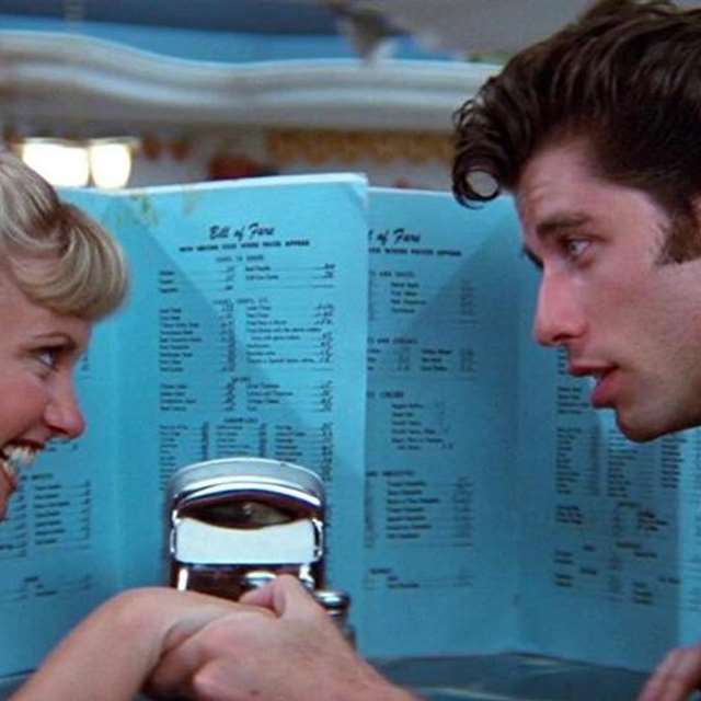 Olivia Newton-John y Travolta vuelven a convertirse en los protagonistas de 'Grease' 41 años después