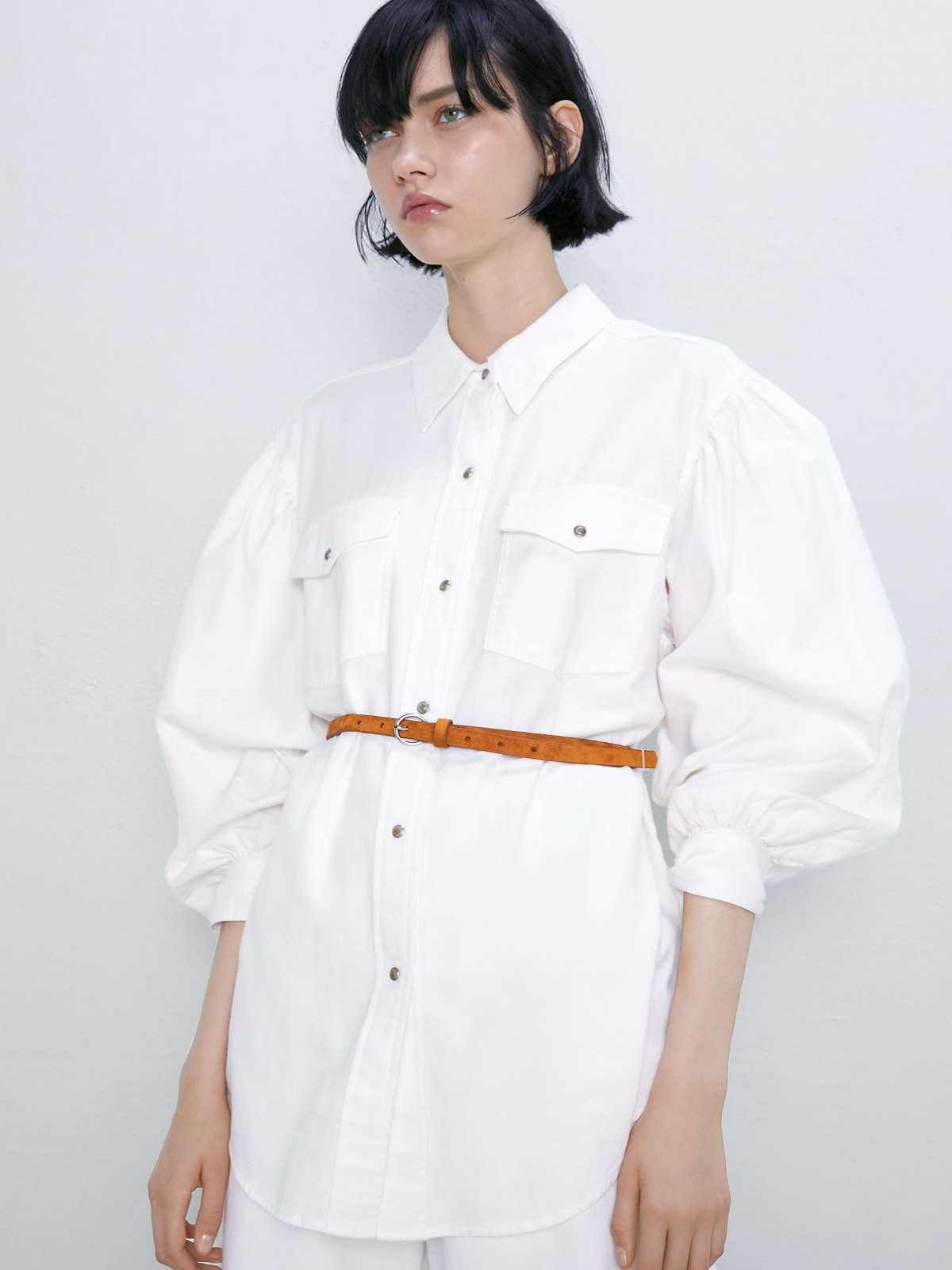 camisa-blanca-algodon-rebajas-zara. Zara Special Prices: camisa en algodón blanco