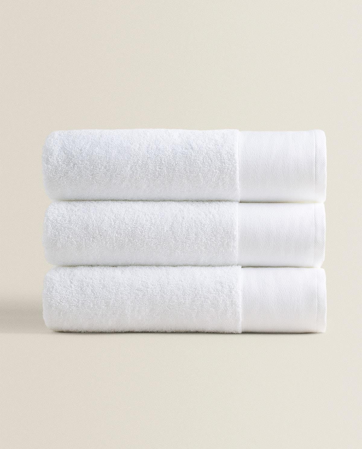 Toalla de baño de algodón orgánico en blanco