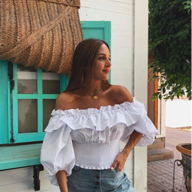 Rocío Osorno estrena el top de Zara con hombros al descubierto más sexy del verano