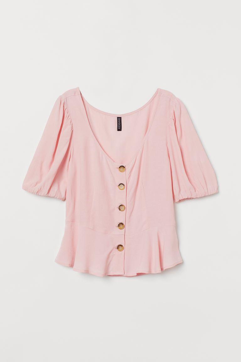 blusa-rebajas-hym. Blusa abotonada con manga abullonada, de H&M