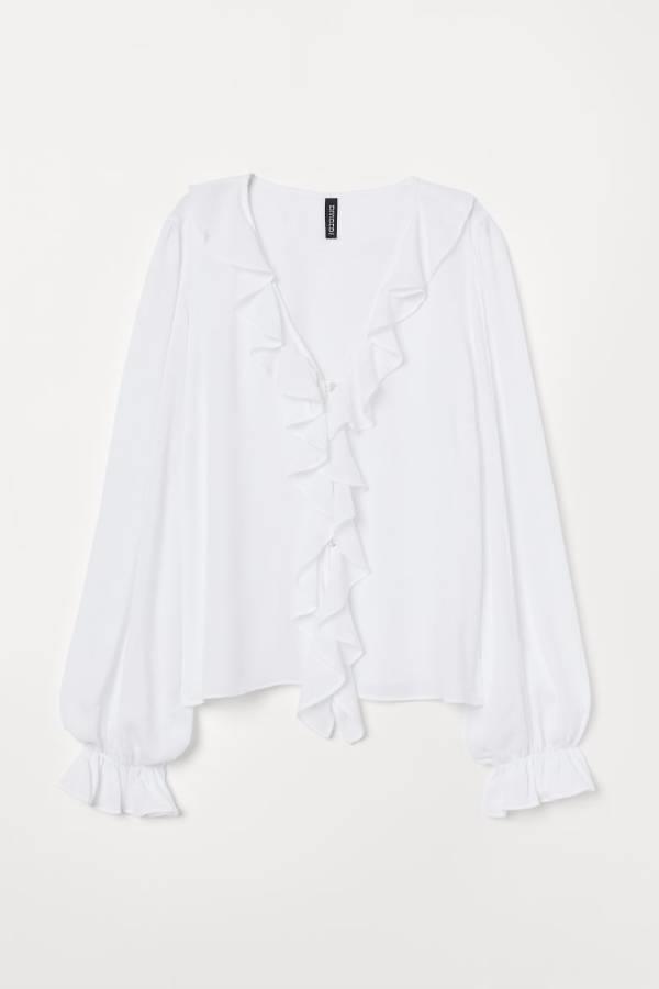 Camisa blanca con chorreras, H&M 