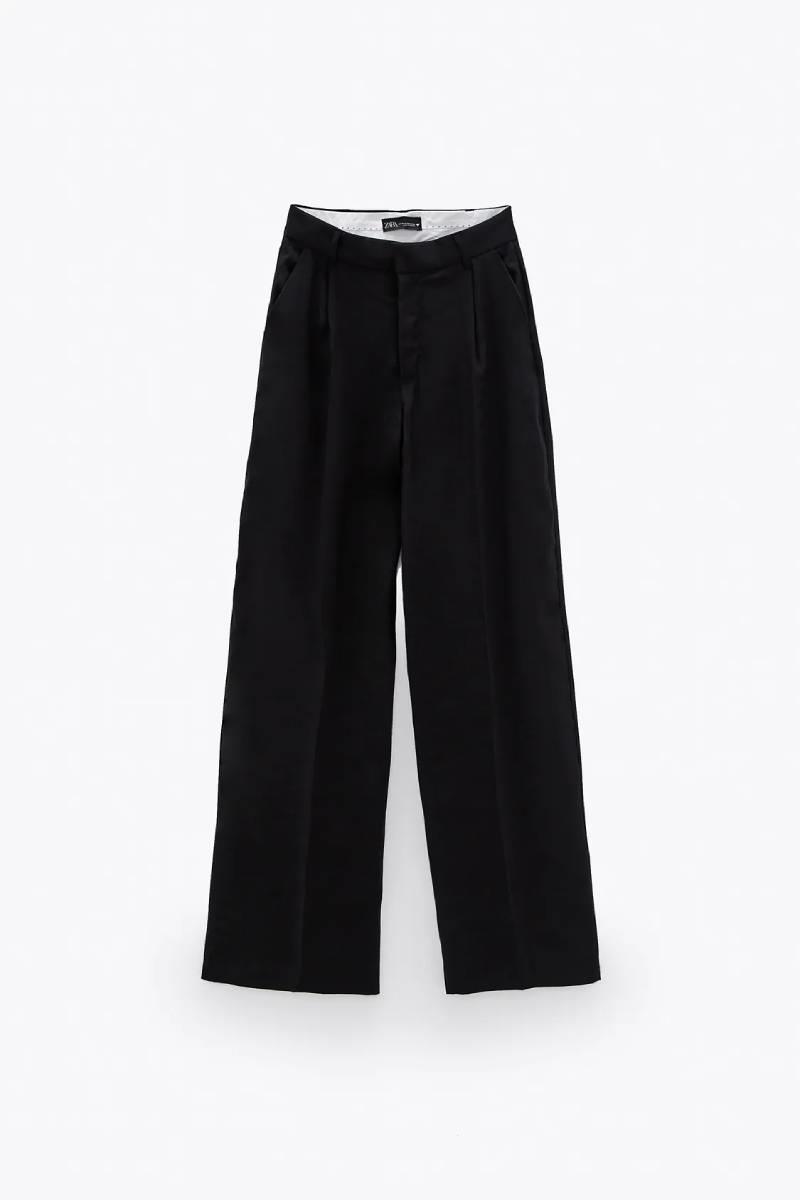 Pantalón negro con pinzas, Zara
