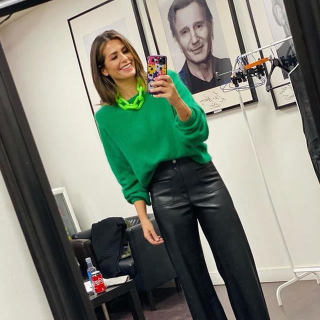 Nuria Roca estrena nuevo cambio de ‘look’ gracias al flequillo cortina de moda