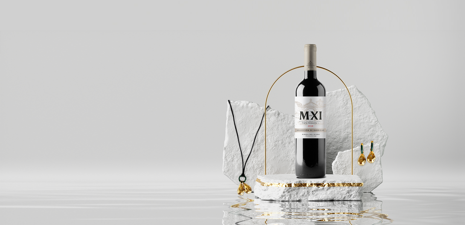 Pack de vino MXI y joya de edición limitada de Paola Q