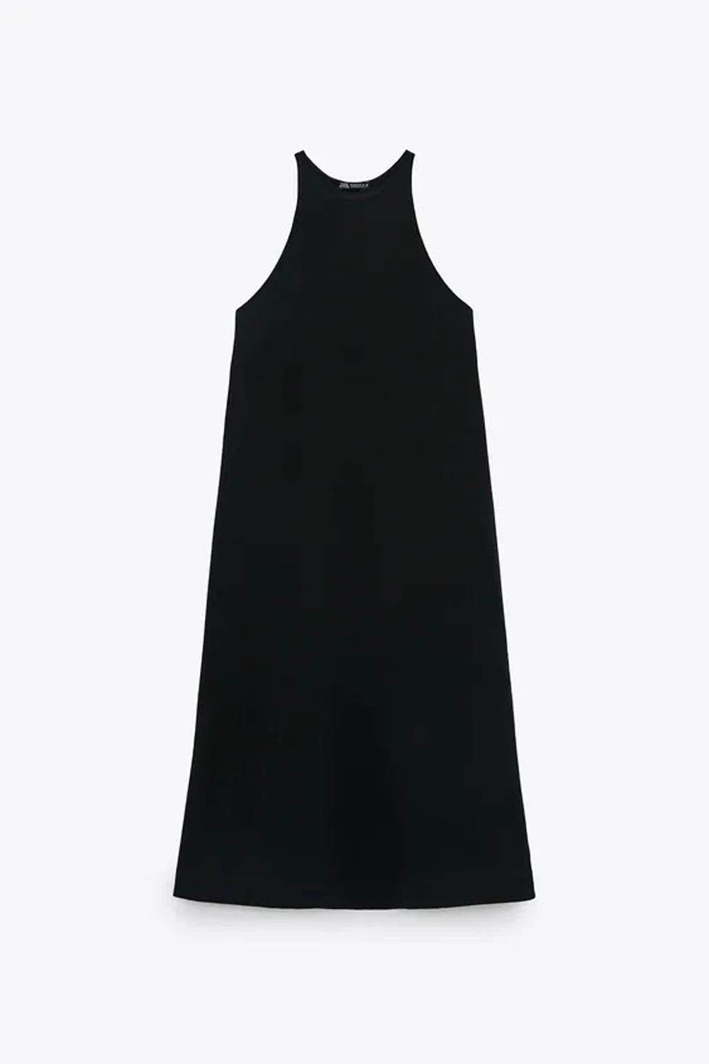 Vestido largo negro con cuello halter, de Zara