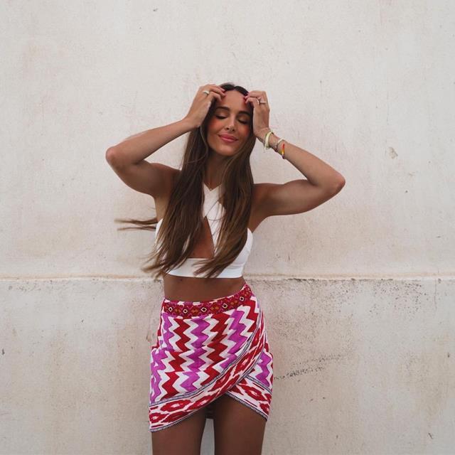 Falda pareo de Zara y top de H&M, la fórmula 'low cost' de Rocío Osorno que conquista en Instagram