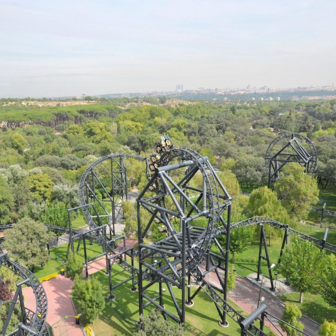 Una jornada de adrenalina en el Parque de Atracciones de Madrid