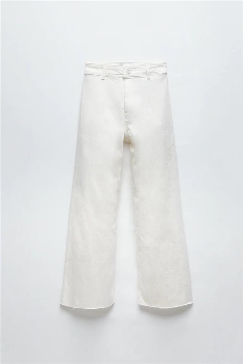 Pantalones flare de Zara
