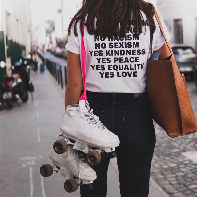 Los patines de mujer de Zara con lista de espera que arrasan en redes sociales