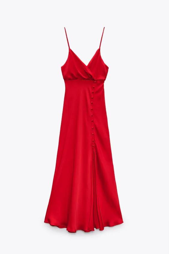 Vestido rojo satinado, de Zara