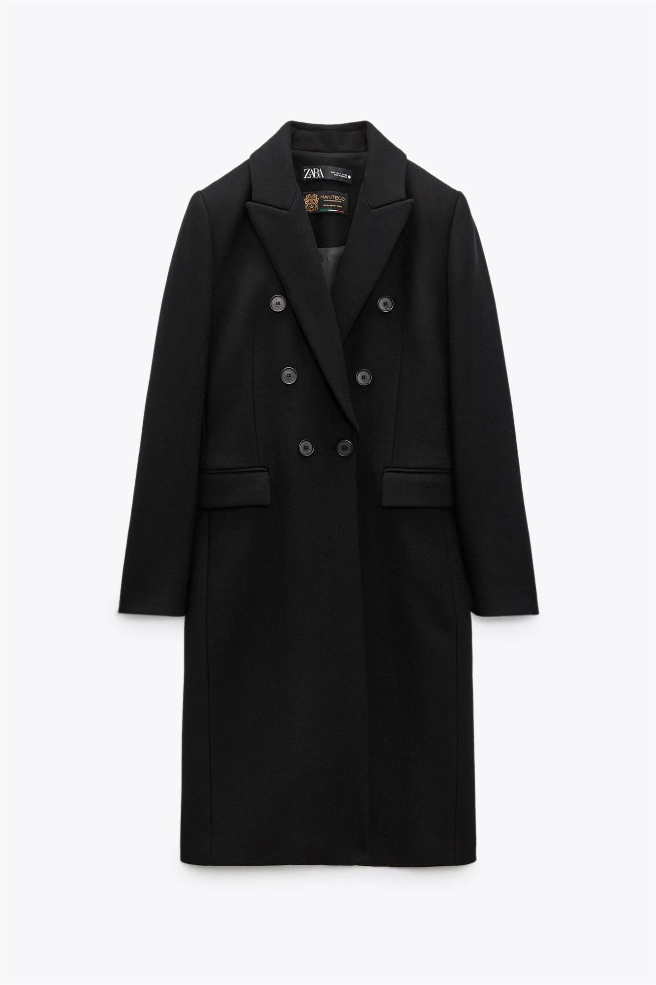 Abrigo negro entallado de Zara