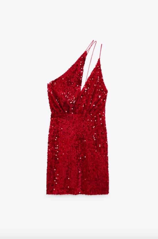 Vestido rojo de lentejuelas y terciopelo de Zara (29,95€)