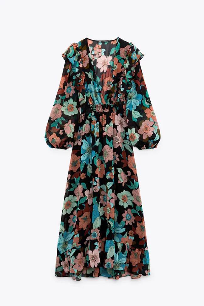 Vestido largo de estampado floral, de Zara