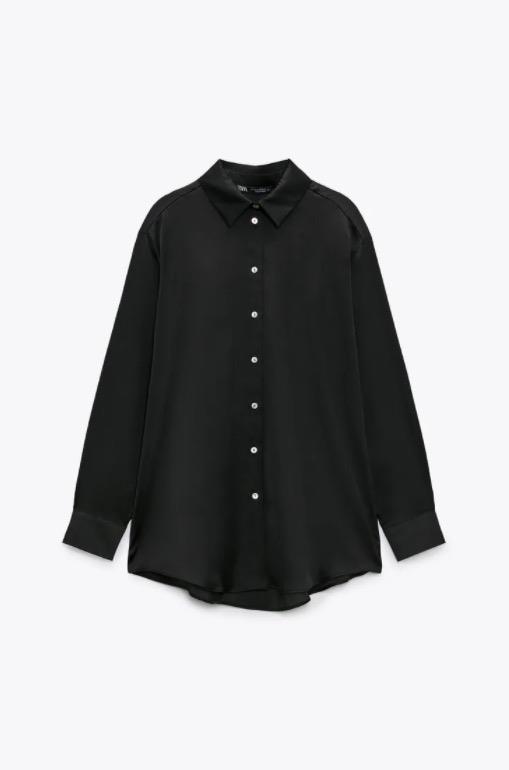 Camisa negra satinada de Zara