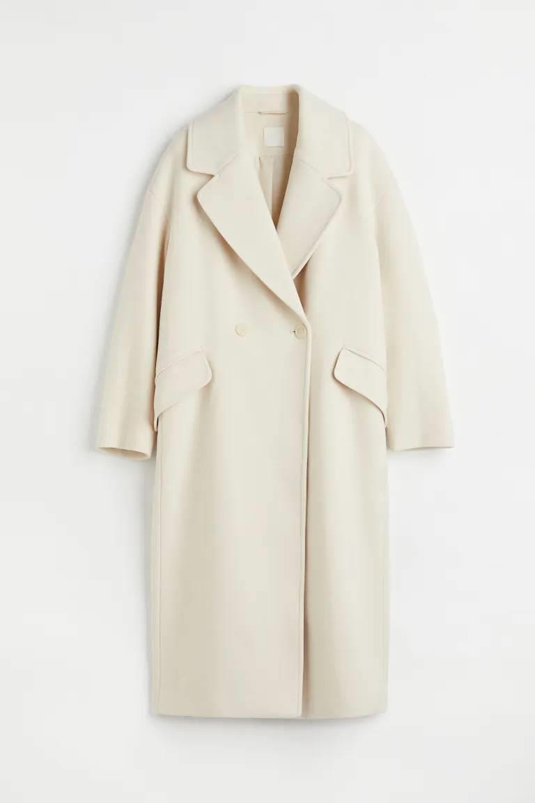 Abrigo largo en color blanco, H&M