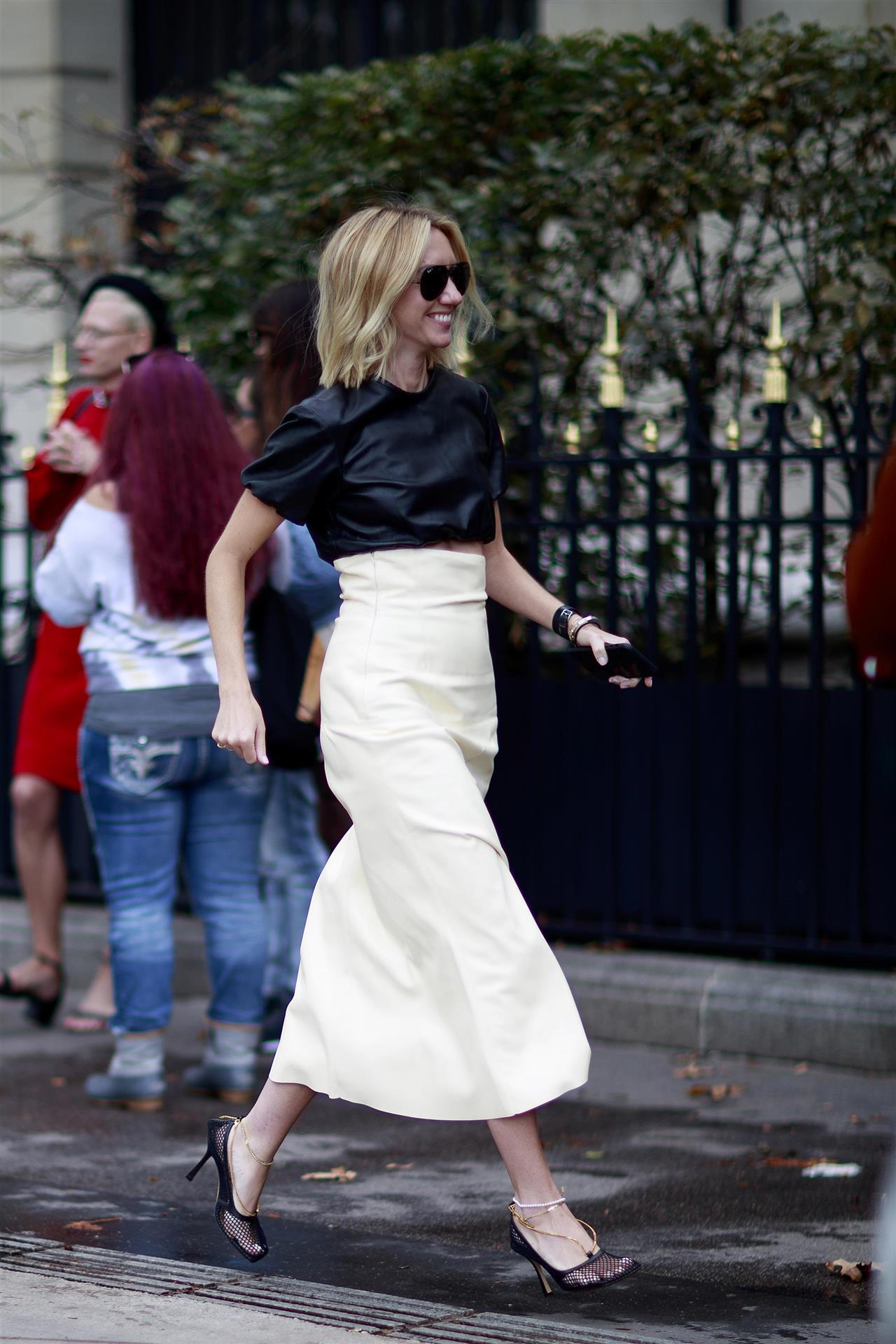 Street style con falda maxi larga