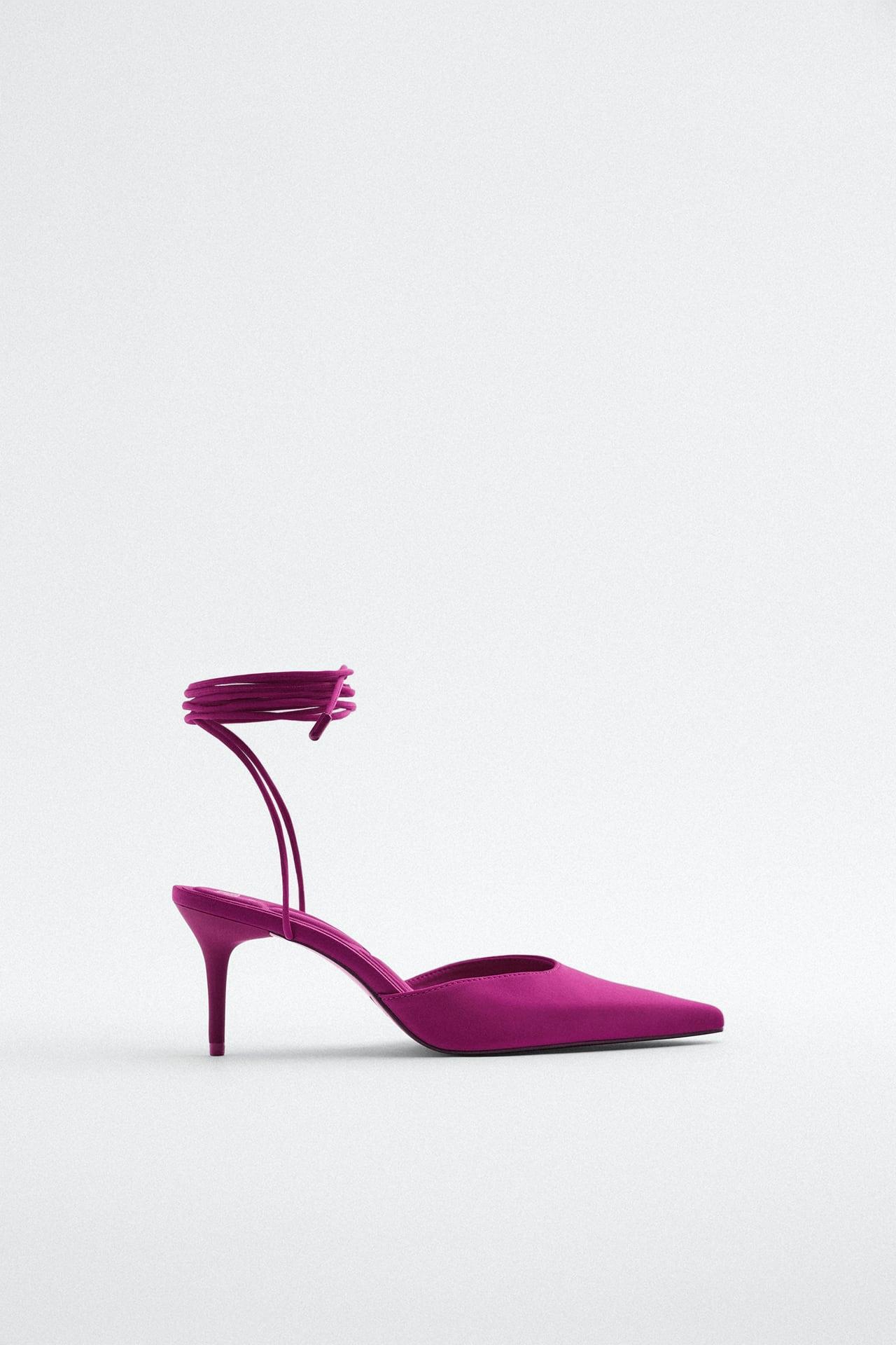 Zapato de tacón estilo salon de Zara