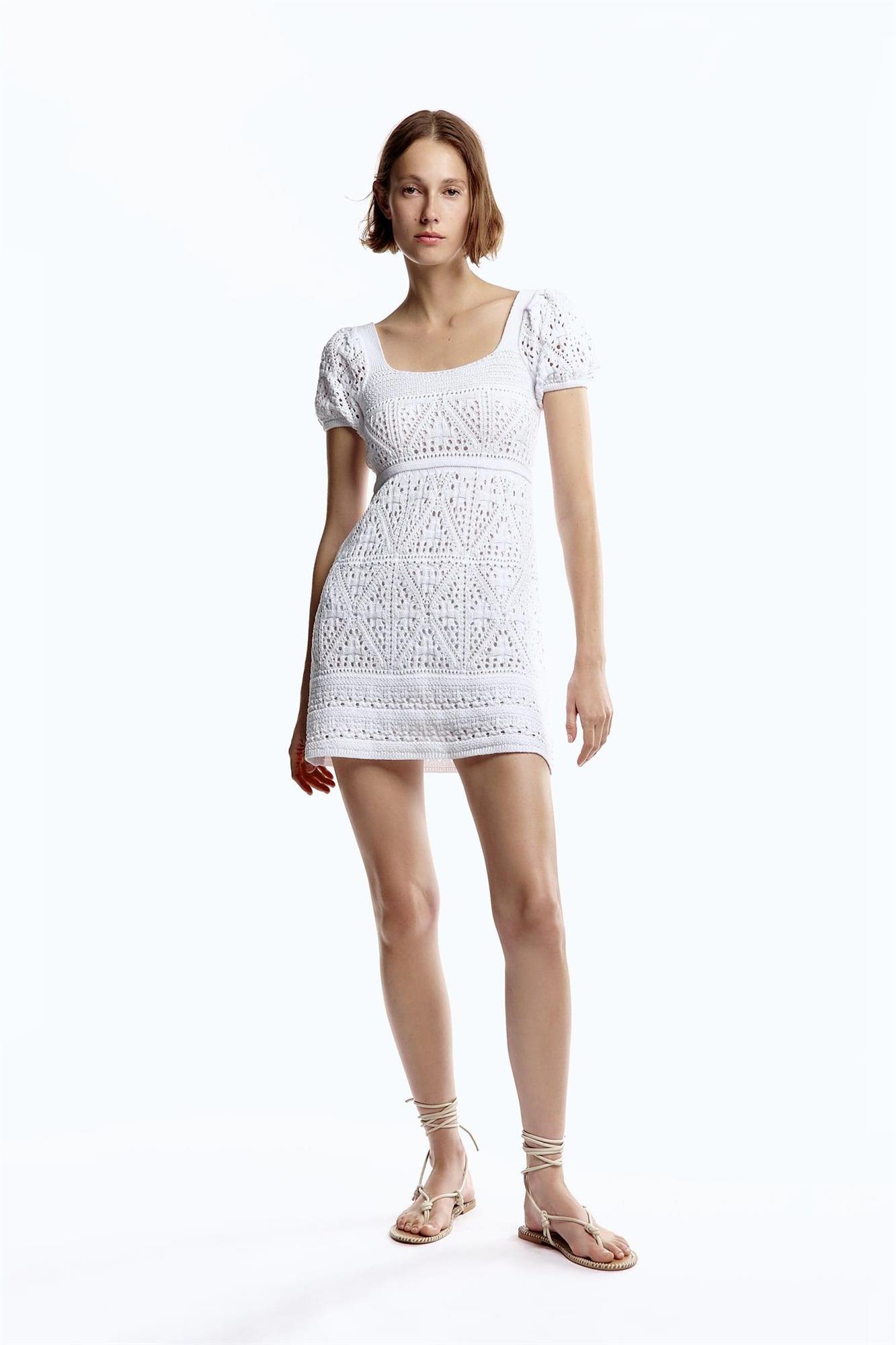 Vestido blanco de punto crochet, Zara