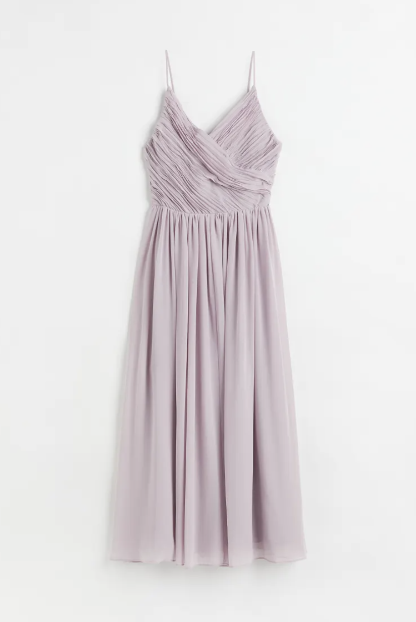 Vestido de chifón en color lila de H&M