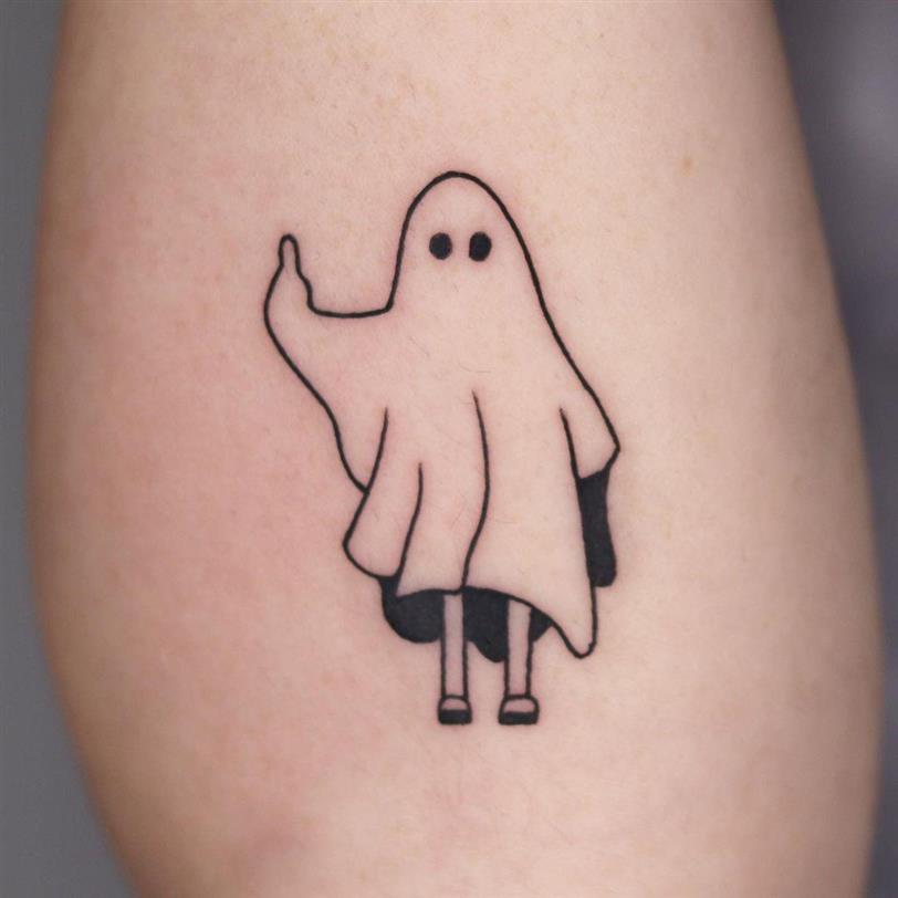 Tatuaje pequeño de fantasma