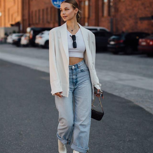 Los jeans de mujer de Zara que tallan PERFECTO existen y son tendencia 
