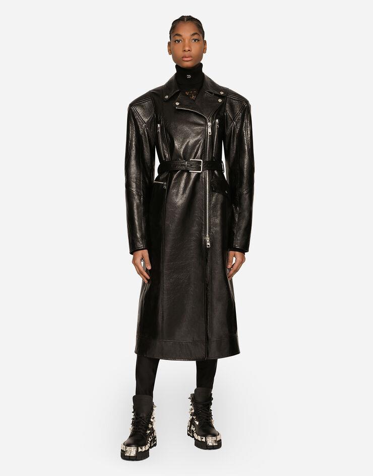 Abrigo estilo motero de piel con cinturón de Dolce & Gabbana