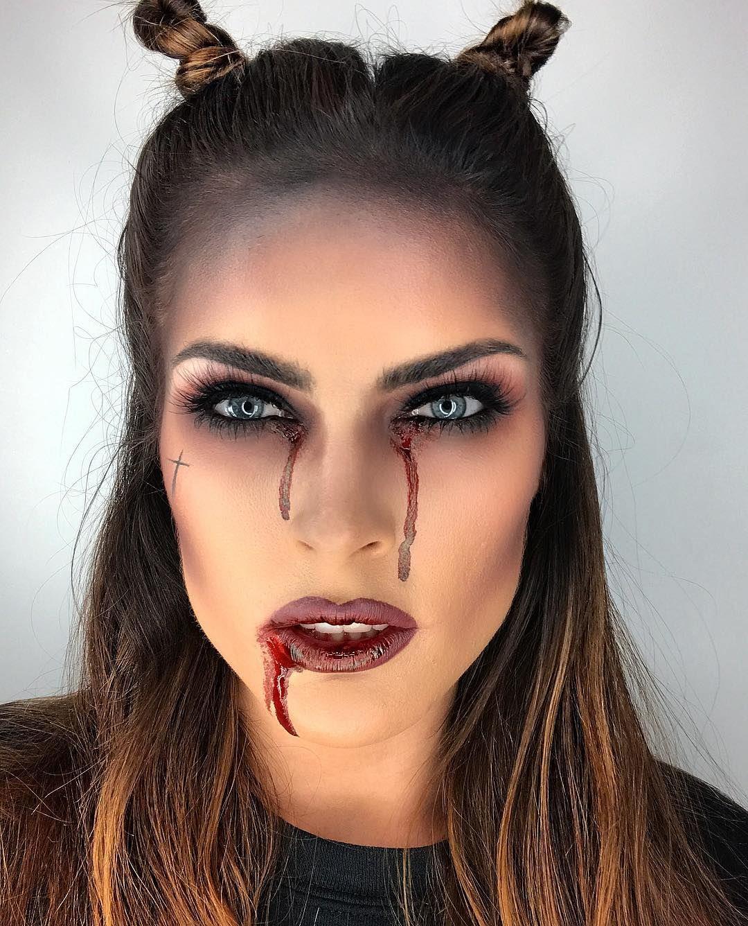 mk8. Maquillaje halloween fácil de vampira con sangre