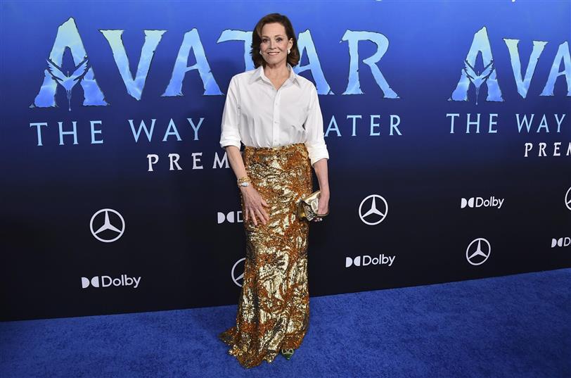Sigourney Weaver derrocha estilo en la premiere de Avatar