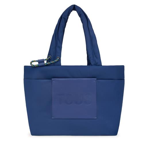 10 accesorios azules para elevar el ánimo del Blue Monday: el bolso casual