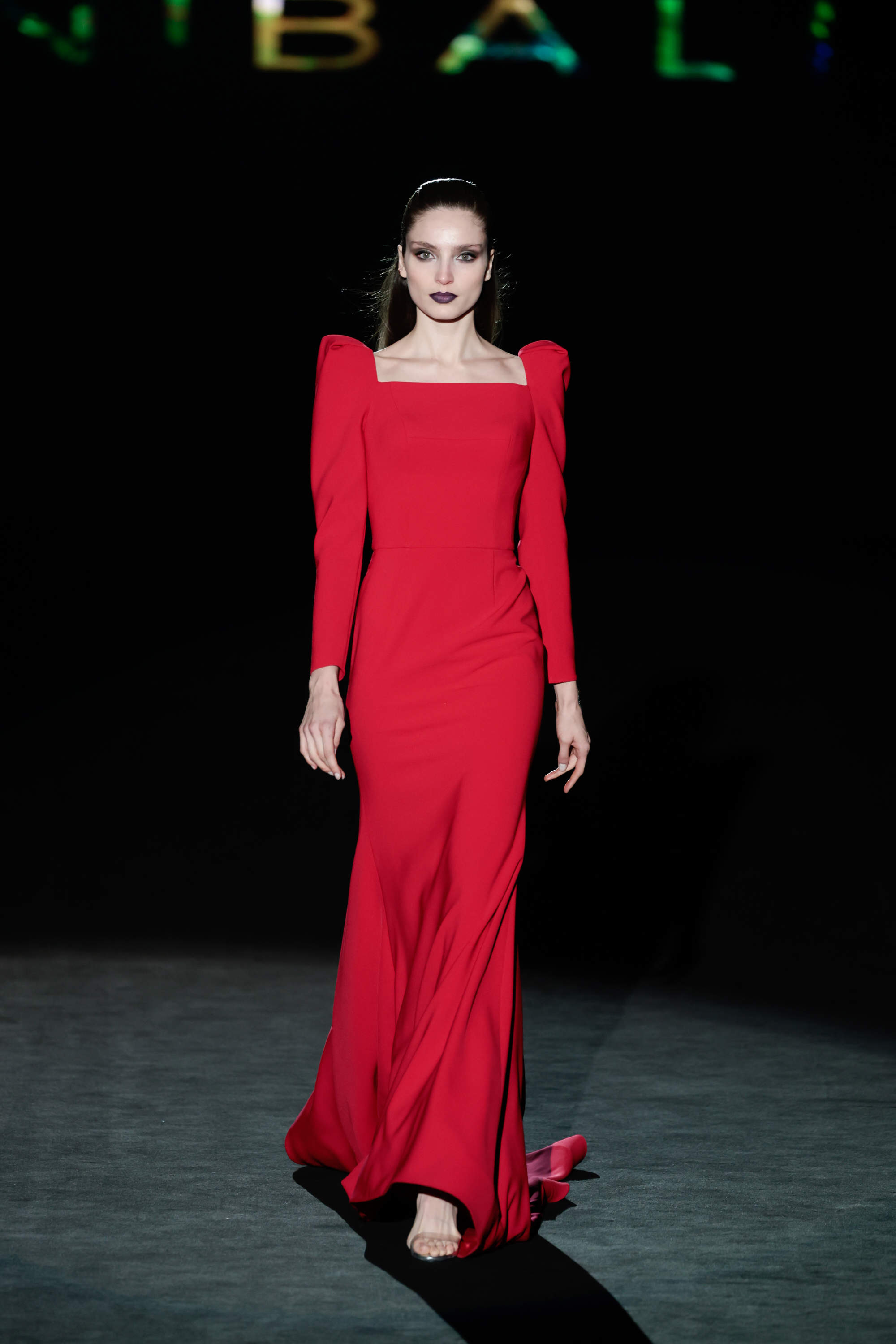 Hannibal laguna madrid fashion week vestido rojo