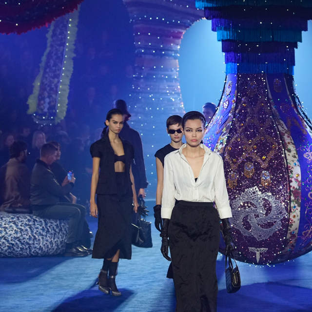 Dior inaugura la Semana de la Moda de París con un desfile que rinde homenaje a sus referentes