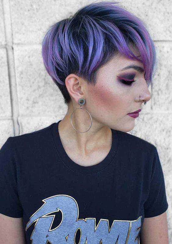 Ideas de peinado para pixie largo: colores fantasíIdeas de peinado para pixie largo: