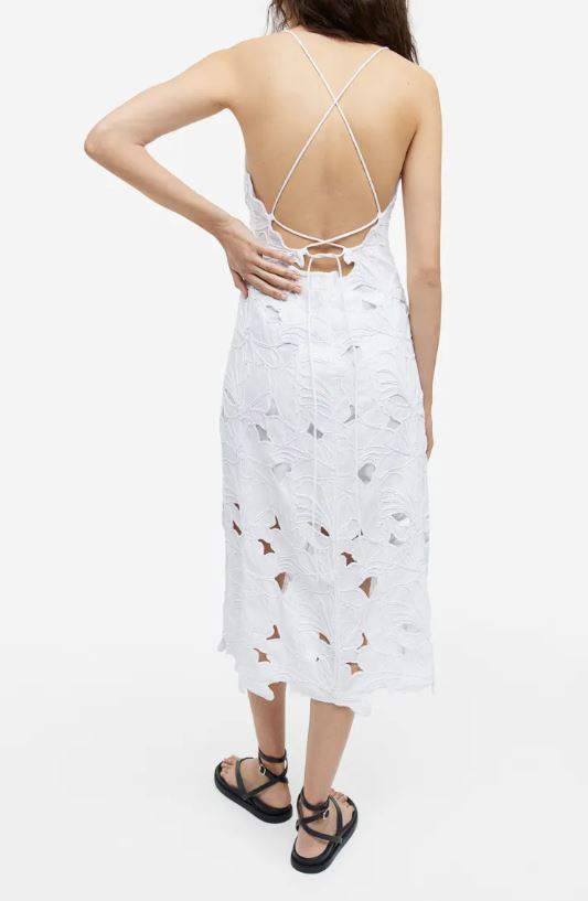 Colección primavera H&M: vestido blanco espalda descubierta