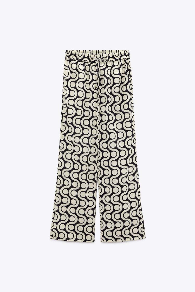 4 Pantalones sueltecitos de Zara: blanco y negro