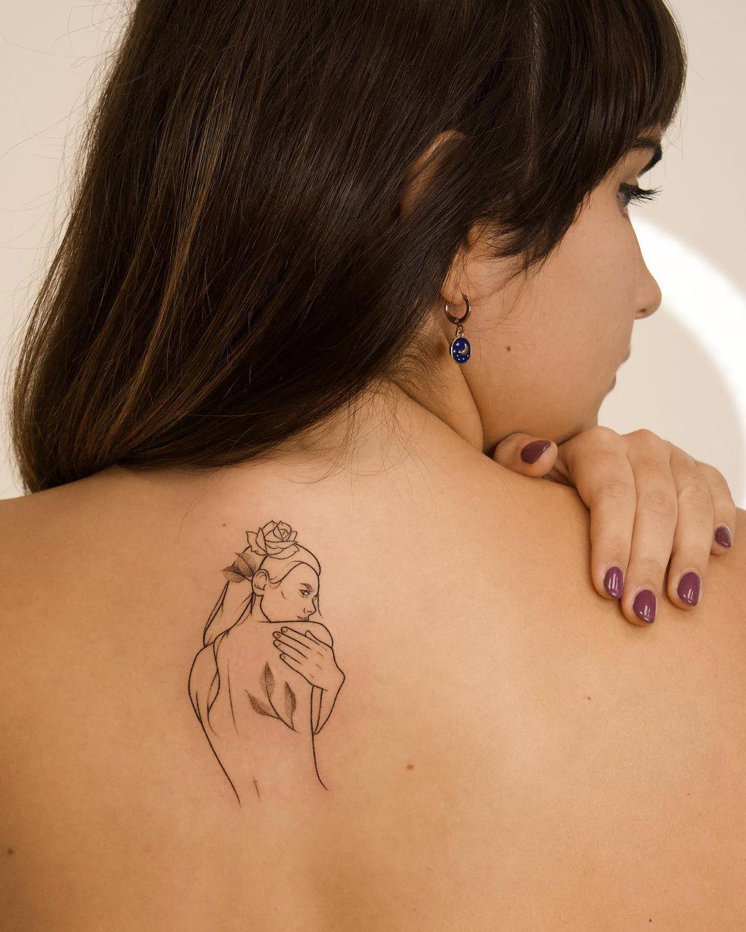 Tatuaje de mujer con significado